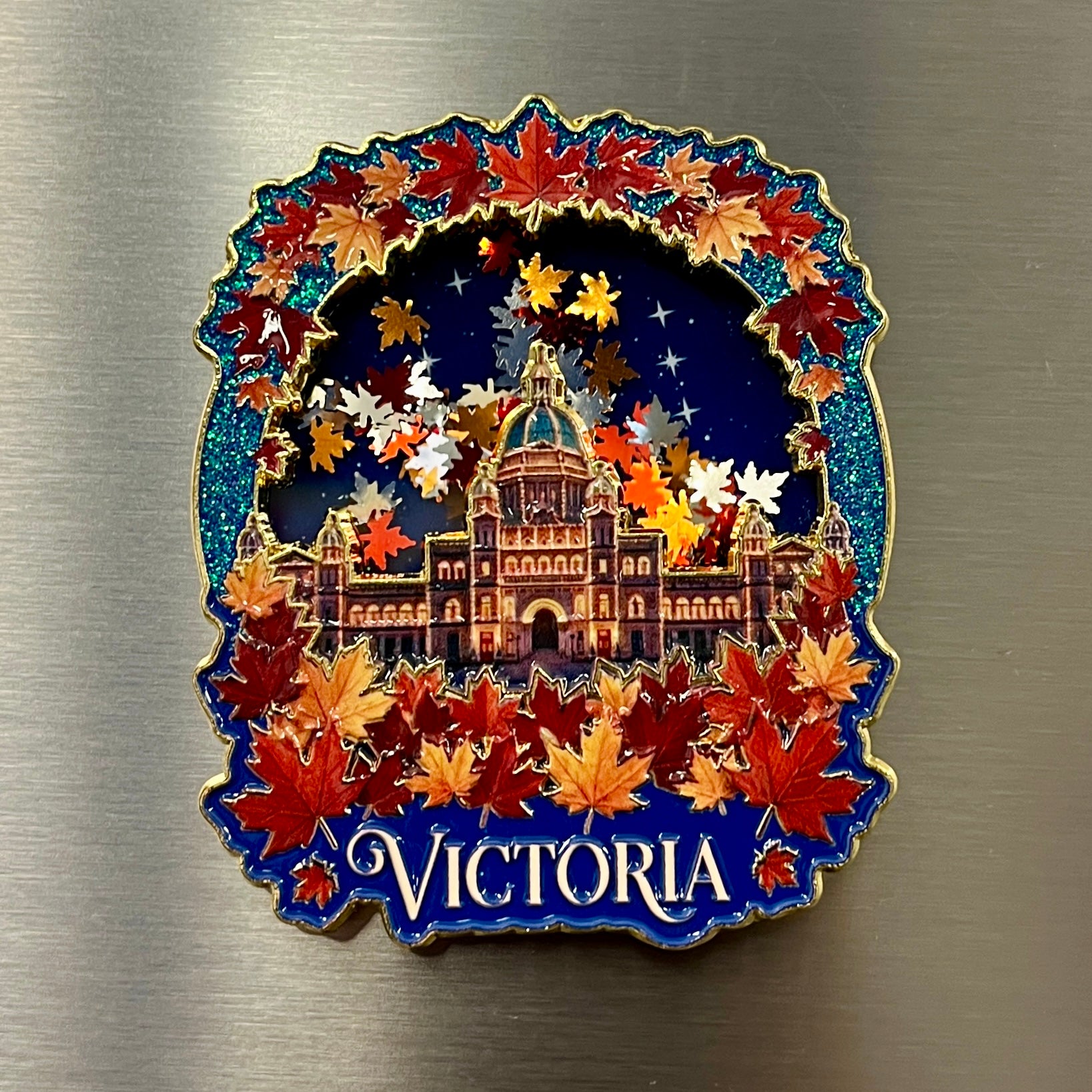 Love Bisous Victoria Liquid Shaker Fridge Magnet